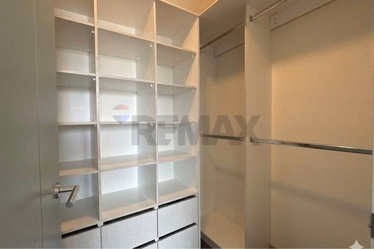 Maravilloso - amplio depto remodelado 2d 2b 2est - Imagen 13