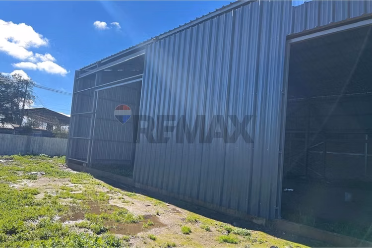 Arriendo galpón comercial - bodega