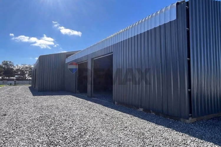 Arriendo galpón comercial - bodega