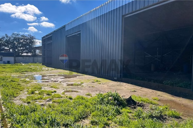 Arriendo galpón comercial - bodega