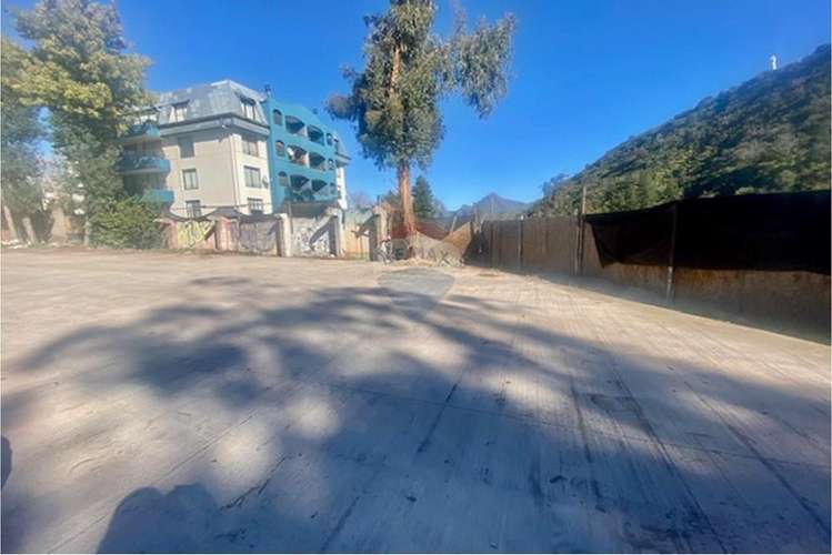 Venta terreno lo barnechea 1068 mt - Imagen 3
