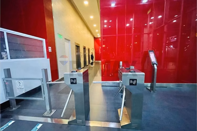 Arriendo oficina est. central compromiso compra - Imagen 16