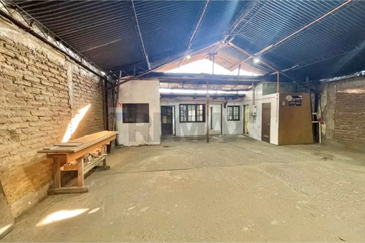 Vende galpon estacion central - Imagen 7