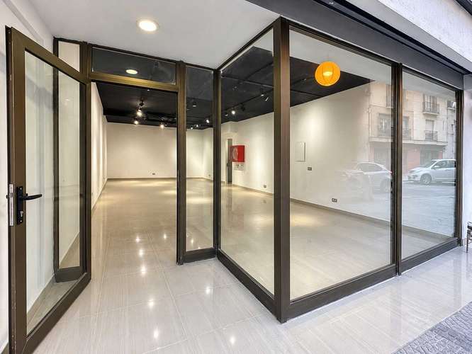 Local comercial 52m² / Metro Los Héroes / UF3950 (181504) - Imagen 9
