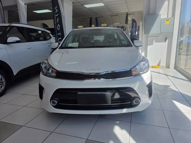 KIA SOLUTO LX 1.4L 5MT AC 2025 - Imagen 2