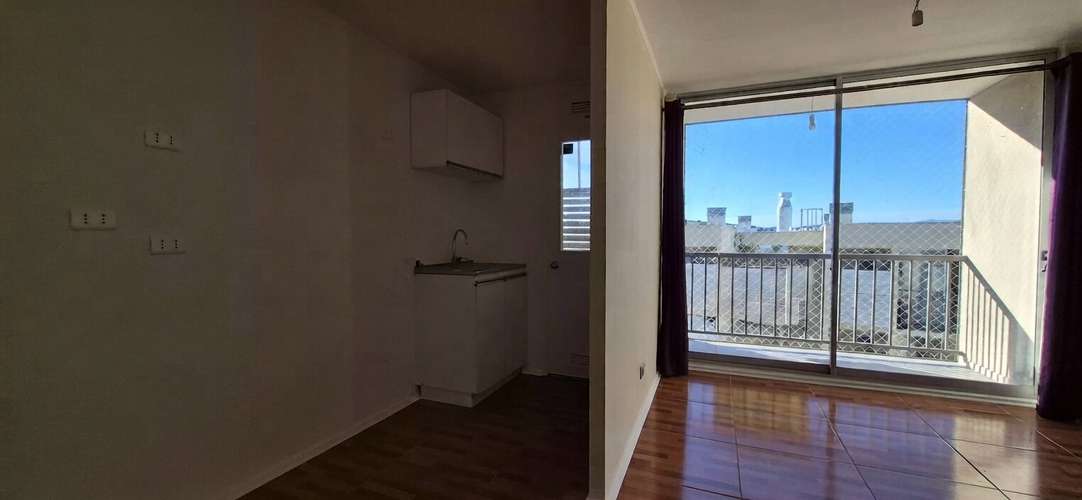 Venta de Dpto. en Villa Alemana, 3 dormitorios, un baño.  Remodelado.  1.410 UF