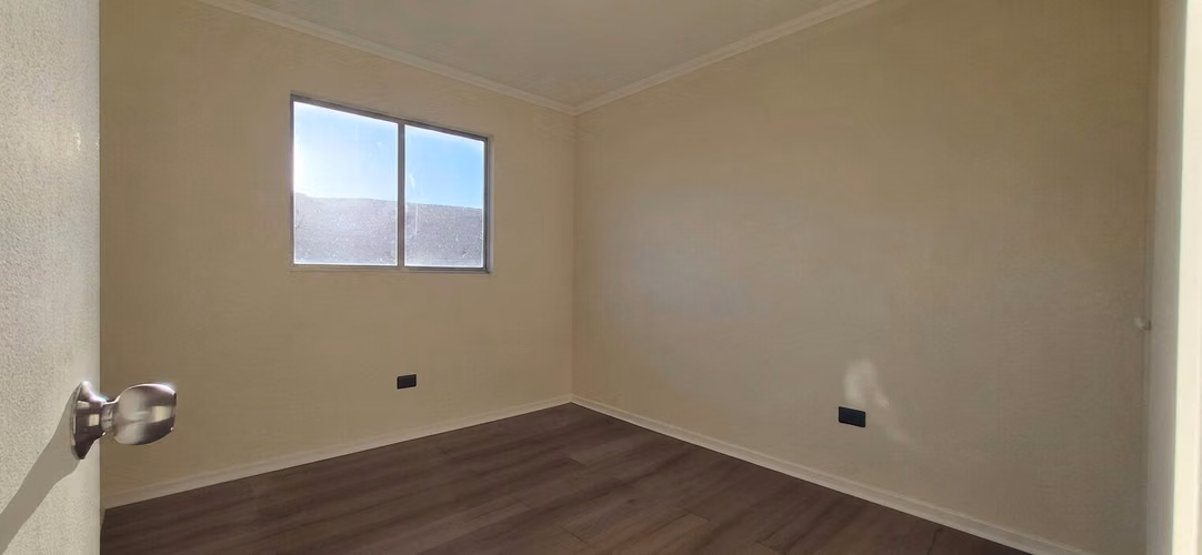Venta de linda casa recién remodelada, 3 dormitorios, en Peñablanca. 121 M$.