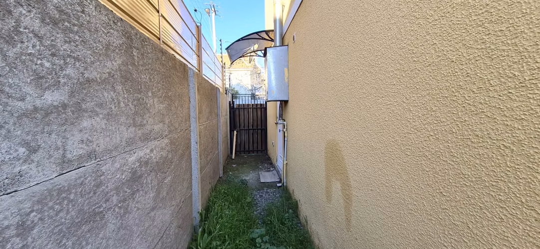 Venta de linda casa recién remodelada, 3 dormitorios, en Peñablanca. 121 M$.