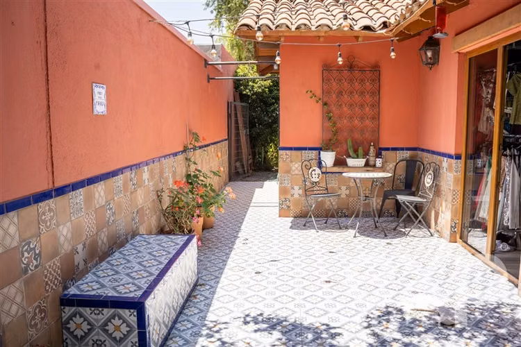 ARRIENDO LAS BANDADAS Casa familiar grande Colegio San José