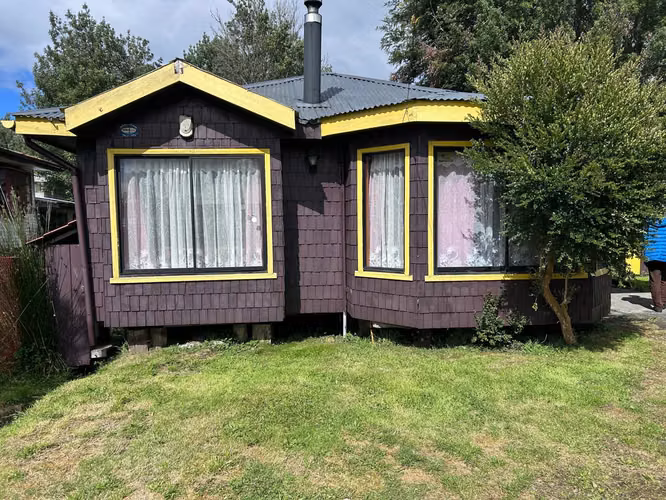 Se Vende Terreno Con Dos  Hermosas Casas Quellon - Imagen 3