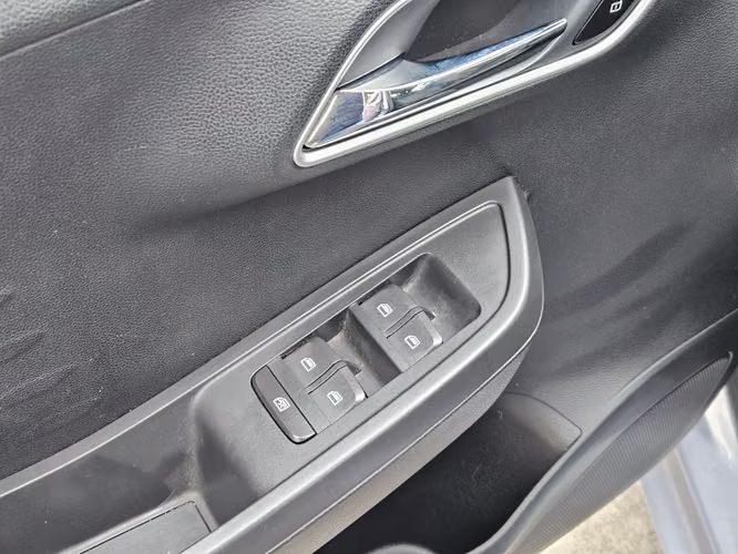 MG 3 1.5 STD MT  AC  2024 - Imagen 17