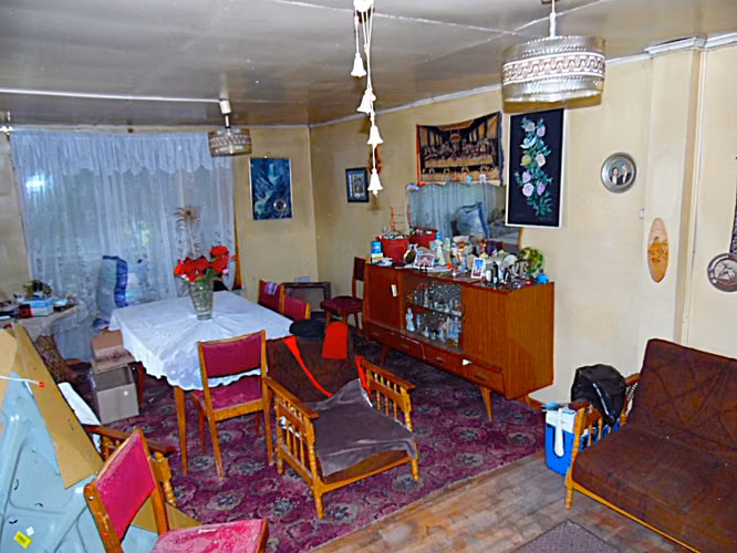 VENDO AMPLIA CASA DE 2 NIVELES SECTOR CENTRO - Imagen 5