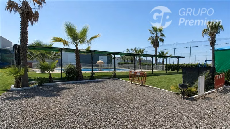 VENDE TERRENO 7.258 M2-CON INFRAESTRUCTURA-Z7-1 IND MIXTA