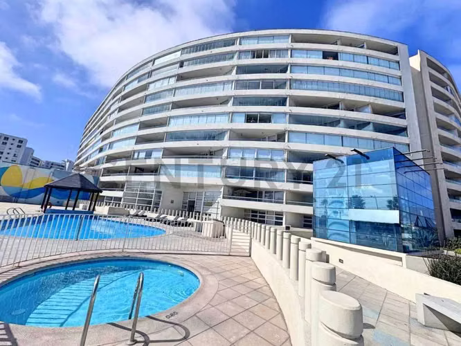 Venta departamento en Av del mar La serena (181521)
