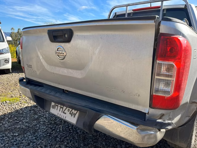 Vendo Nissan NP300 2017
