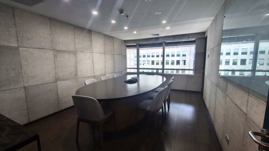 Oficinas Privadas en Arriendo todo incluido. WTC (181528) - Imagen 5