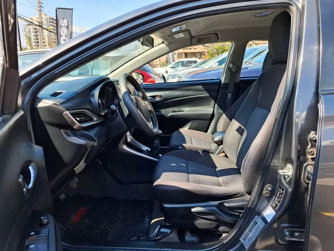 TOYOTA YARIS 2019 - Imagen 13