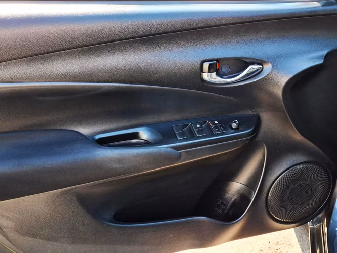 TOYOTA YARIS 2019 - Imagen 11