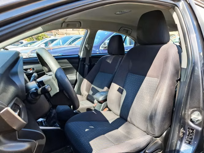 TOYOTA YARIS 2019 - Imagen 14