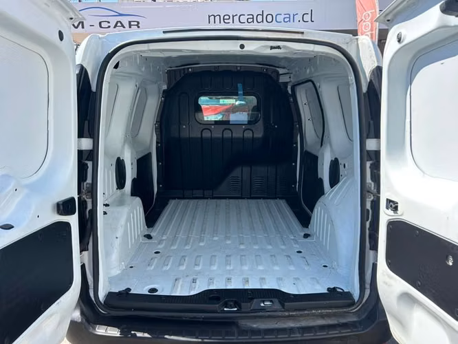 RENAULT EXPRESS 1,5 DSL FURGON ZEN MT - 2023 | 4548 - Imagen 19
