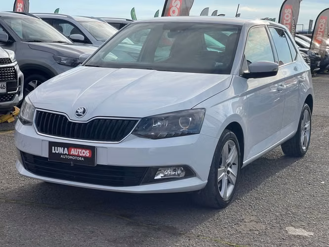 SKODA FABIA 2015