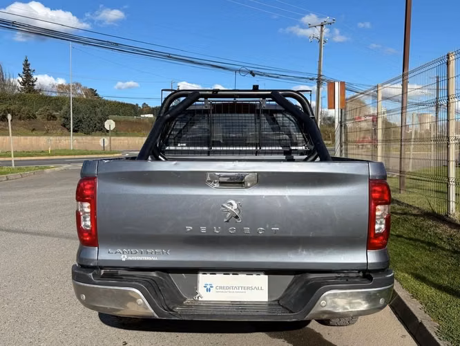 PEUGEOT LANDTREK 2023