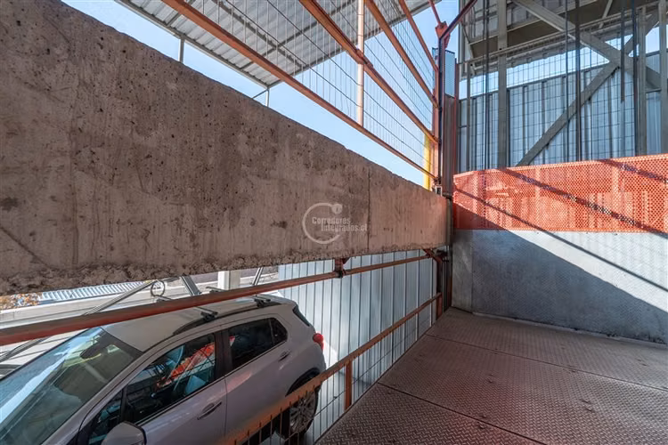 Edificio Completo Comercial MiniBodegas Estacionamientos