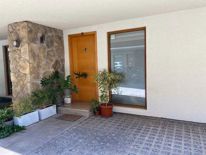 Arriendo TownHouse en exclusivo sector - Imagen 18