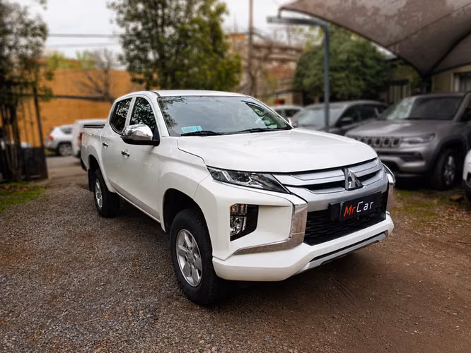 MITSUBISHI L200 KATANA CR - 2023 | 4572 - Imagen 4