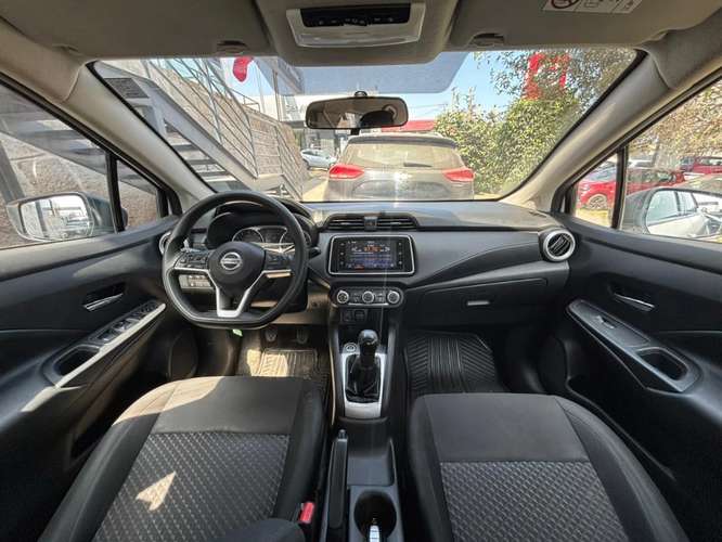 Nissan Versa 1.6 SENSE 4X2 MT 4P 2023 - Imagen 10