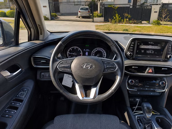 HYUNDAI SANTA FE CRDI 2.2 AT - 2020 | 4575 - Imagen 11