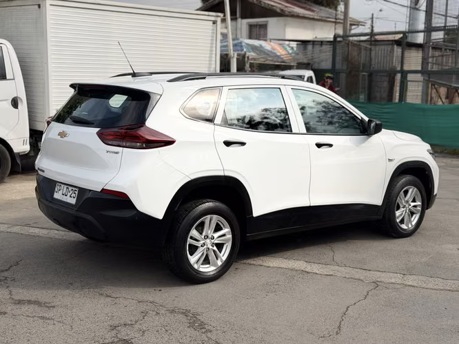 CHEVROLET TRACKER 2023 - Imagen 4