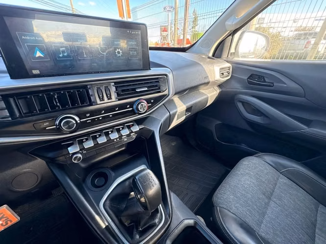PEUGEOT LANDTREK 2023