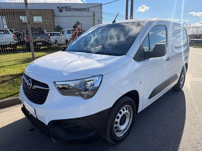 OPEL COMBO 2023