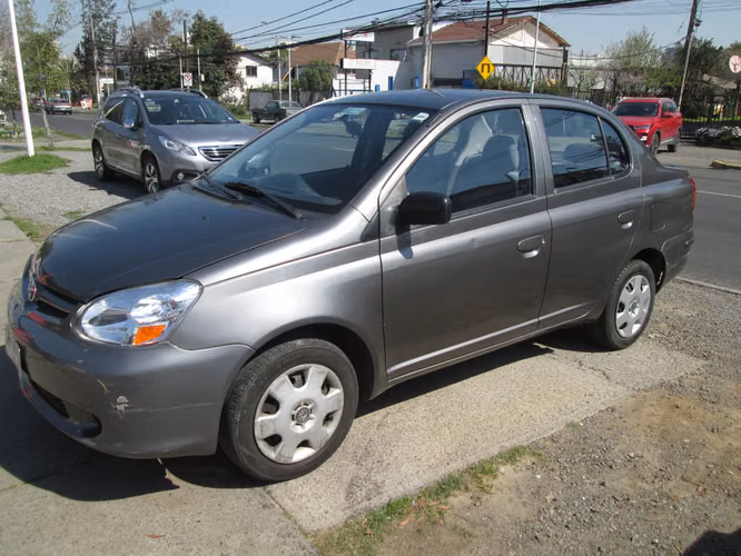 TOYOTA YARIS XLI 1.5 AUTOMATICO AIRE