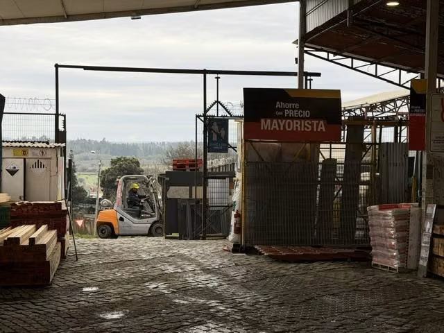Gran Local Comercial en arriendo en Cauquenes