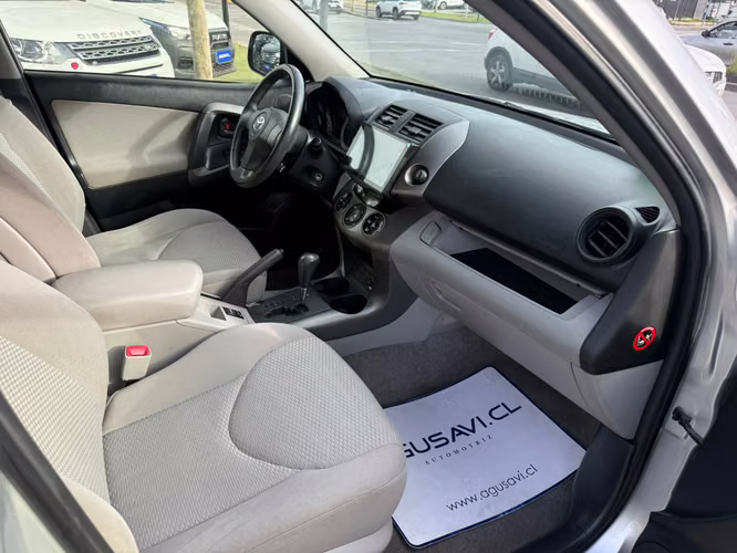 Toyota RAV4 2.4 AT 4X2 (2012)