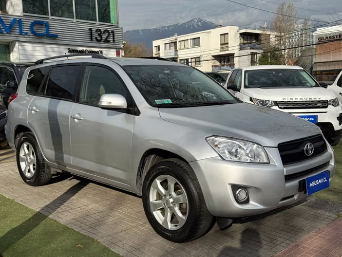 Toyota RAV4 2.4 AT 4X2 (2012)