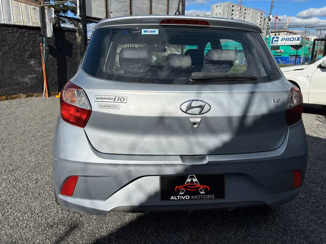 HYUNDAI GRAND I10 1.2 FULL – 2023 - Imagen 5
