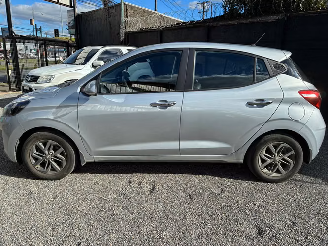 HYUNDAI GRAND I10 1.2 FULL – 2023 - Imagen 3