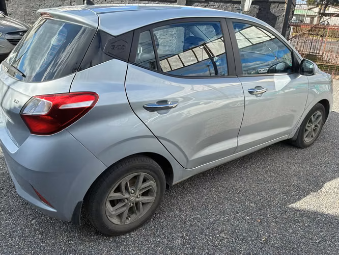 HYUNDAI GRAND I10 1.2 FULL – 2023 - Imagen 4