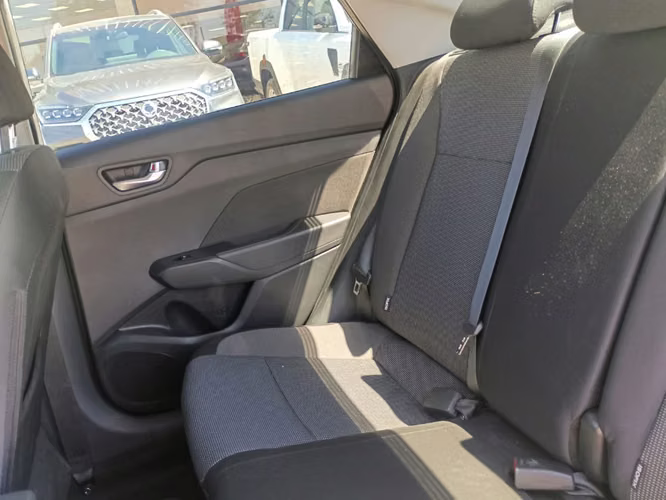 Hyundai Accent 1.4 HCI VALUE 4X2 MT 4P 2024 - Imagen 19