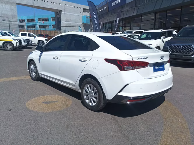 Hyundai Accent 1.4 HCI VALUE 4X2 MT 4P 2024 - Imagen 7