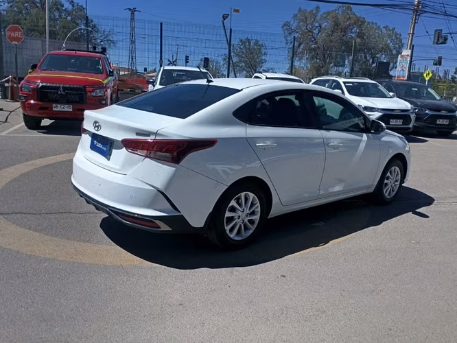 Hyundai Accent 1.4 HCI VALUE 4X2 MT 4P 2024 - Imagen 5