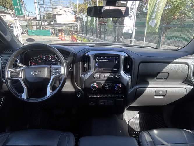 Chevrolet Silverado 2020 - Imagen 12