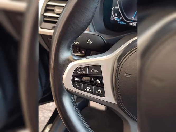 BMW IX3 2023