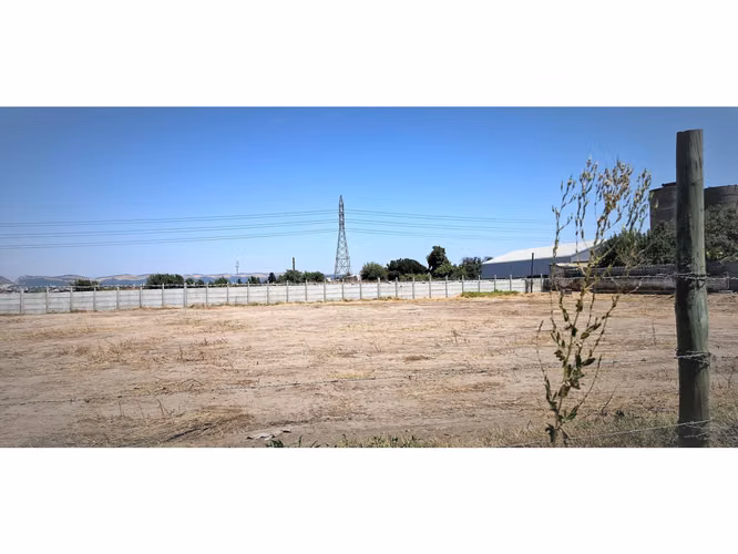 Arriendo de sitio de 3.000 m2, en San Pedro, Quillota. $600.000