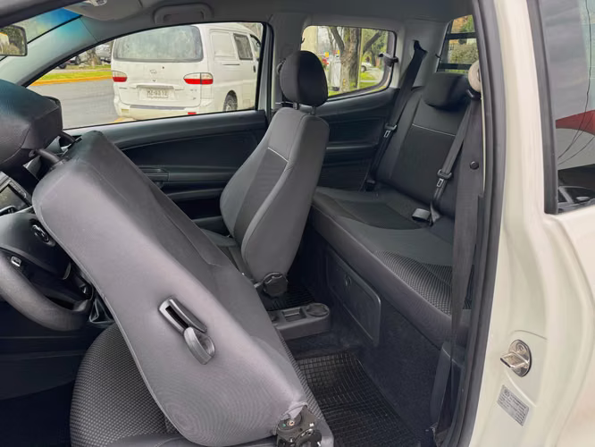 VOLKSWAGEN SAVEIRO D CAB 1.6 MEC FULL CARPLAY VER EN LAS CONDES 2021