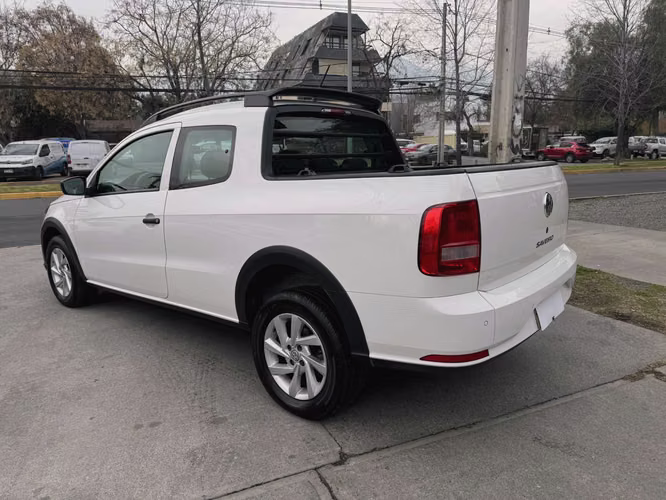 VOLKSWAGEN SAVEIRO D CAB 1.6 MEC FULL CARPLAY VER EN LAS CONDES 2021