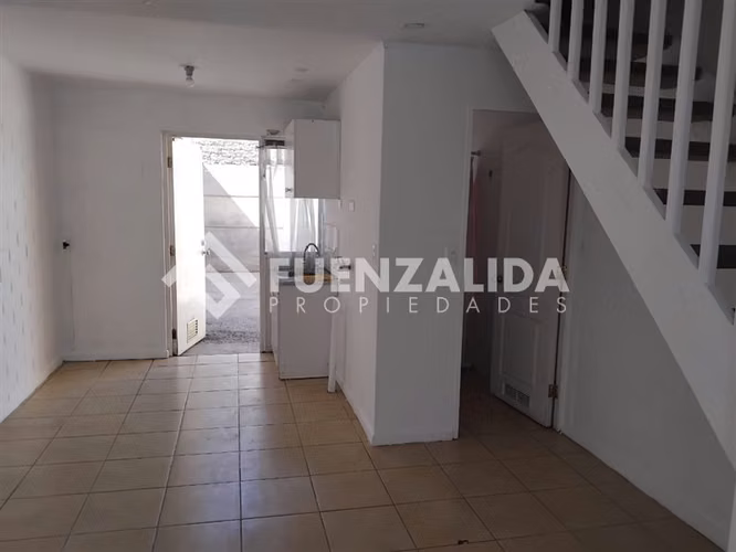 Casa en arriendo de 2 dorm. en Padre Hurtado - Imagen 4